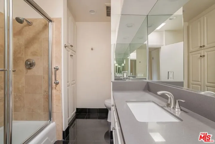 1203 N Sweetzer Avenue 305, West Hollywood, California 90069