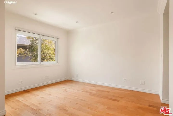 1203 N Sweetzer Avenue 305, West Hollywood, California 90069