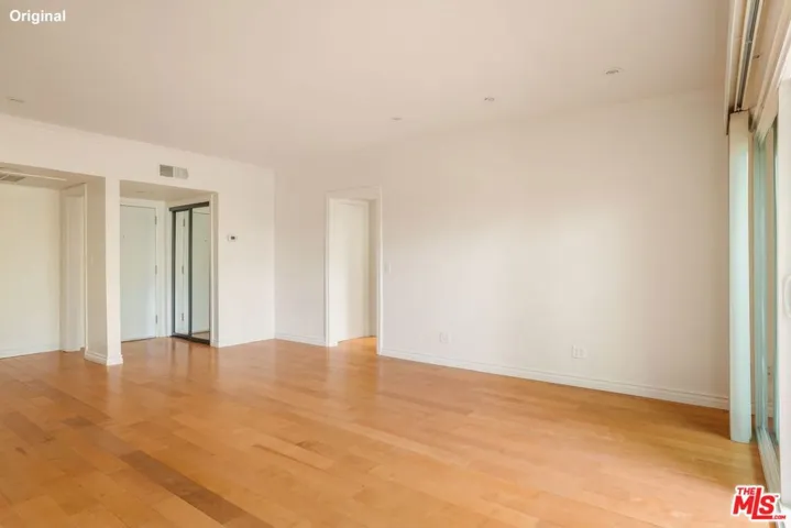 1203 N Sweetzer Avenue 305, West Hollywood, California 90069