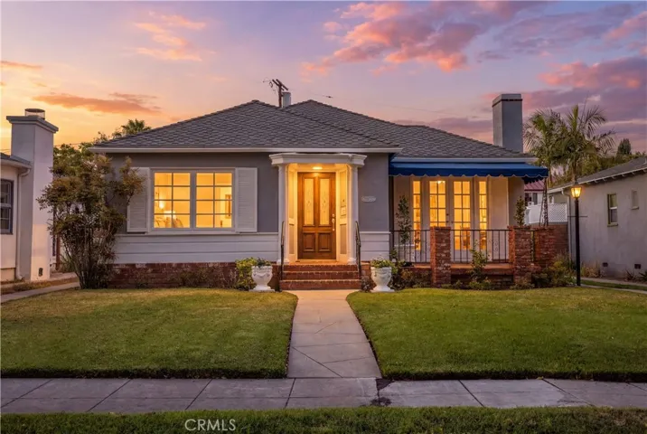 1332 Pearl, Santa Monica, California 90405