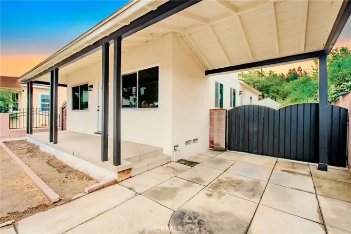 2549 Kansas, South Gate, California 90280