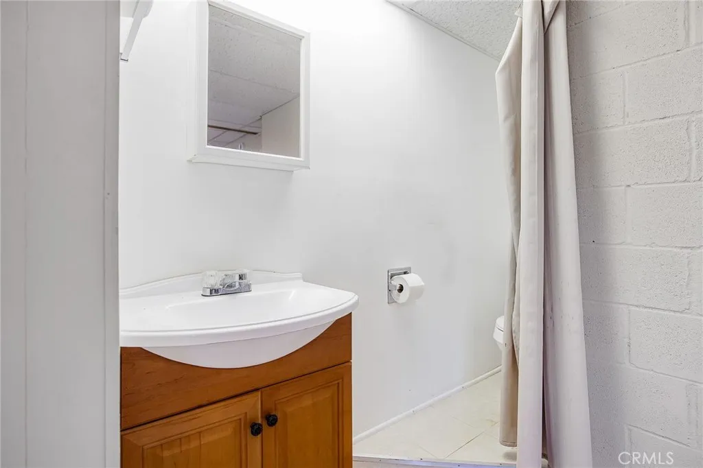 Downstairs Bathroom