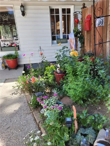 447 Valley, Crestline, California 92325