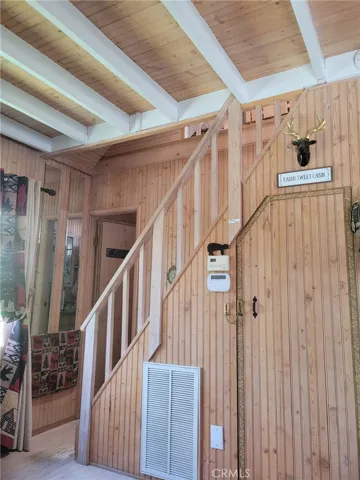 447 Valley, Crestline, California 92325