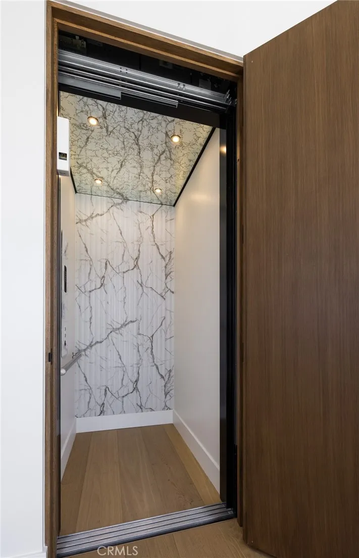 Elevator