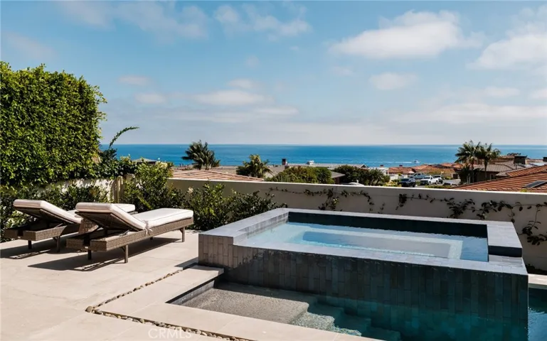 2595 Altamar, Laguna Beach, California 92651