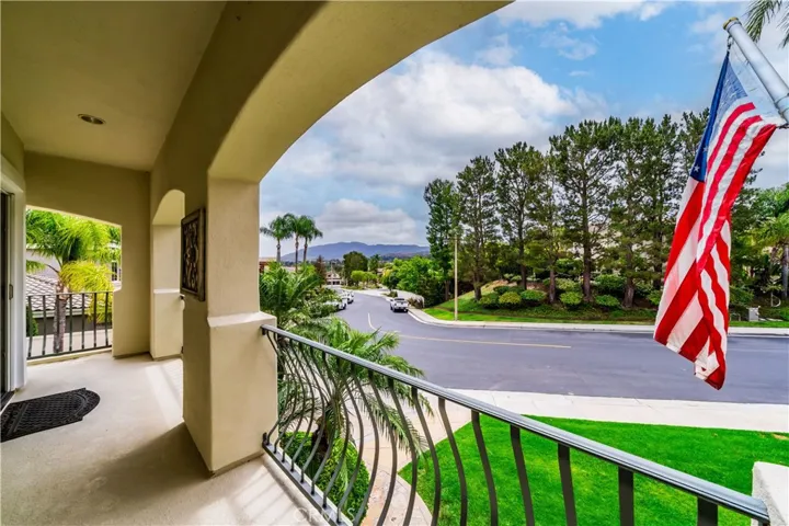7801 E Bridgewood Drive E, Anaheim Hills, California 92808