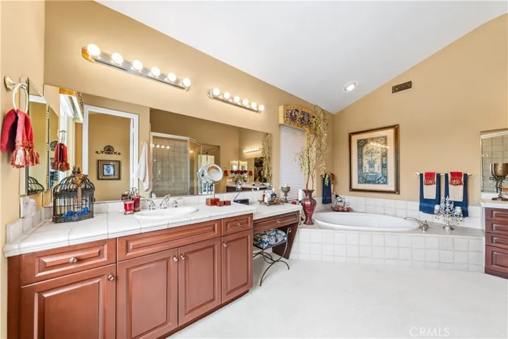 7801 E Bridgewood Drive E, Anaheim Hills, California 92808