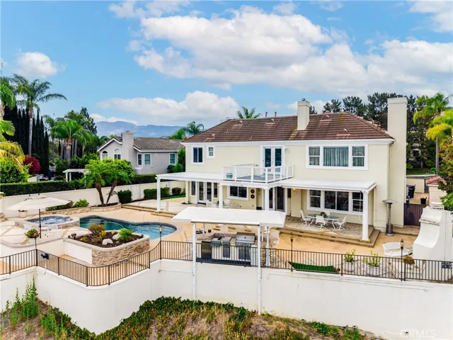 7801 E Bridgewood Drive E, Anaheim Hills, California 92808