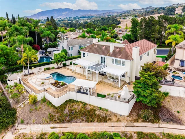 7801 E Bridgewood Drive E, Anaheim Hills, California 92808