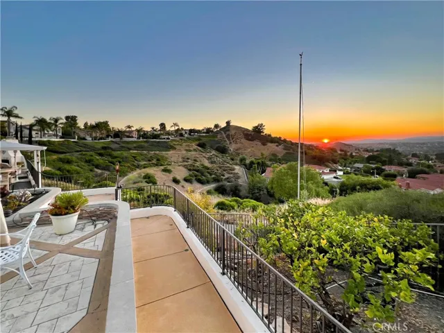 7801 E Bridgewood Drive E, Anaheim Hills, California 92808