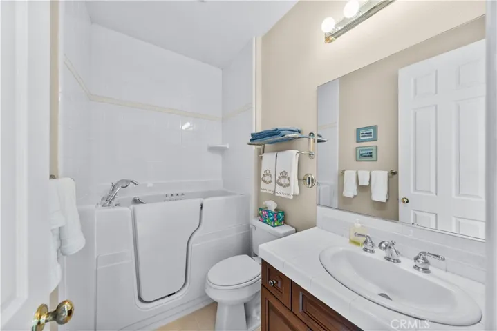 7801 E Bridgewood Drive E, Anaheim Hills, California 92808
