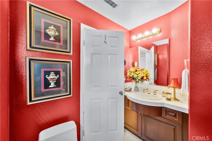 7801 E Bridgewood Drive E, Anaheim Hills, California 92808