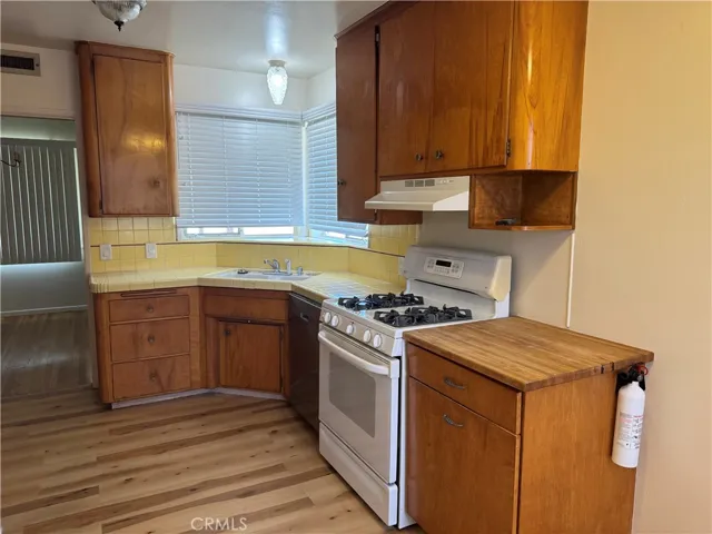 831 W Harvard Place, Ontario, California 91762