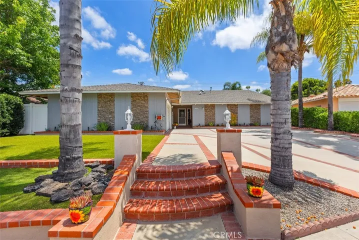 25611 Adriana Street, Mission Viejo, California 92691