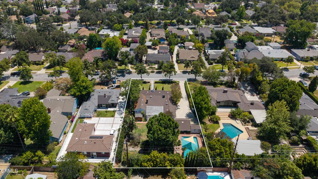 SSR_2067EastWoodlyn_062_FLEXMLS