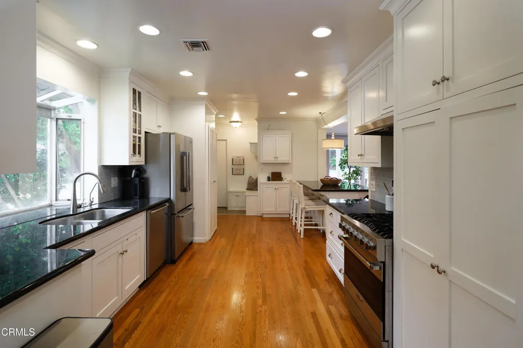 SSR_2067EastWoodlyn_017_FLEXMLS