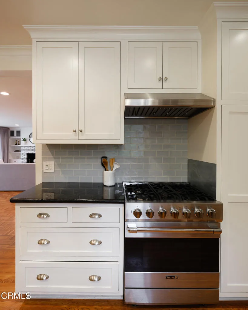 SSR_2067EastWoodlyn_018_FLEXMLS