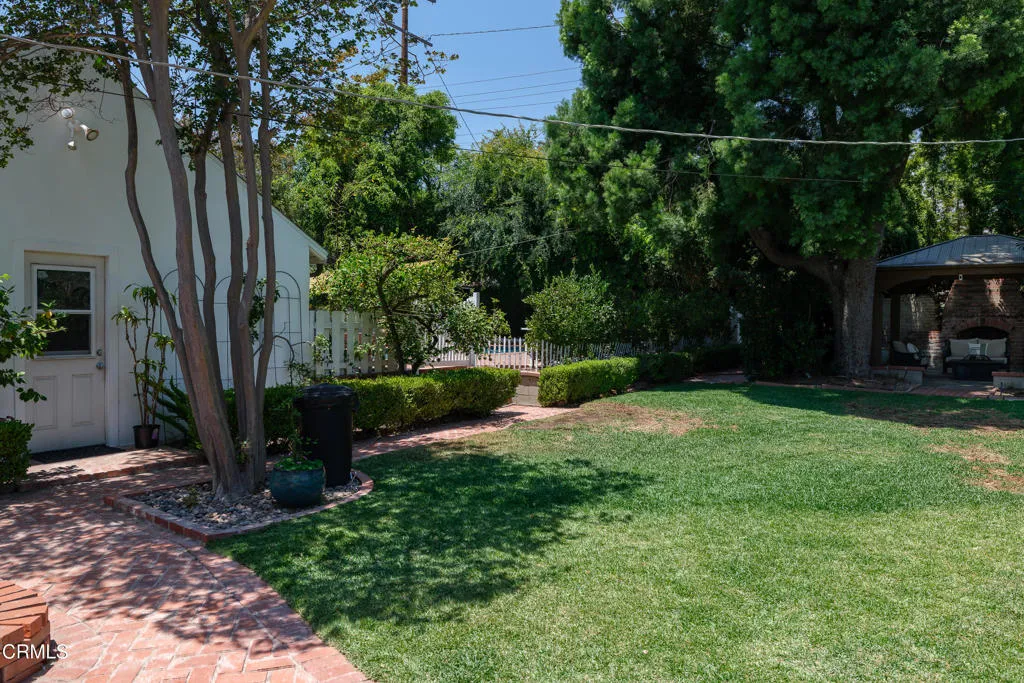 SSR_2067EastWoodlyn_055_FLEXMLS