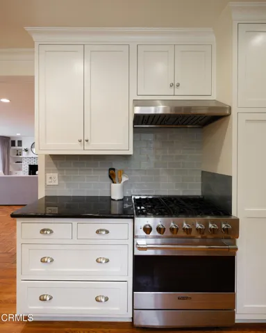 SSR_2067EastWoodlyn_018_FLEXMLS