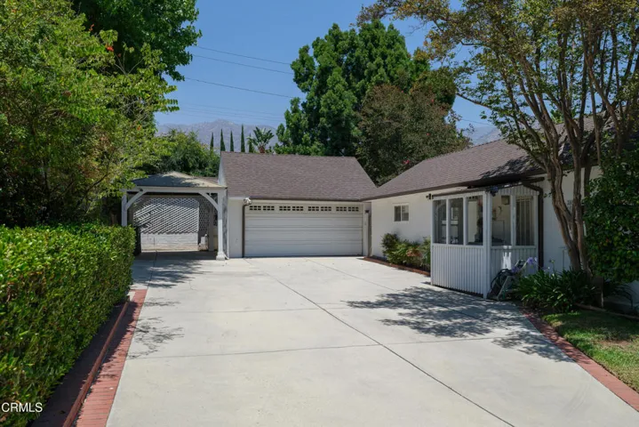 SSR_2067EastWoodlyn_060_FLEXMLS