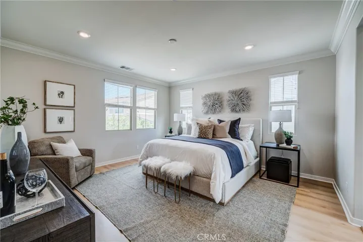159 Newington, Irvine, California 92618