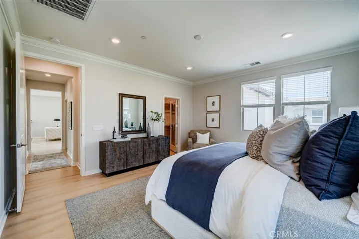 159 Newington, Irvine, California 92618
