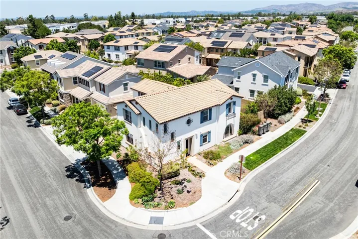 159 Newington, Irvine, California 92618