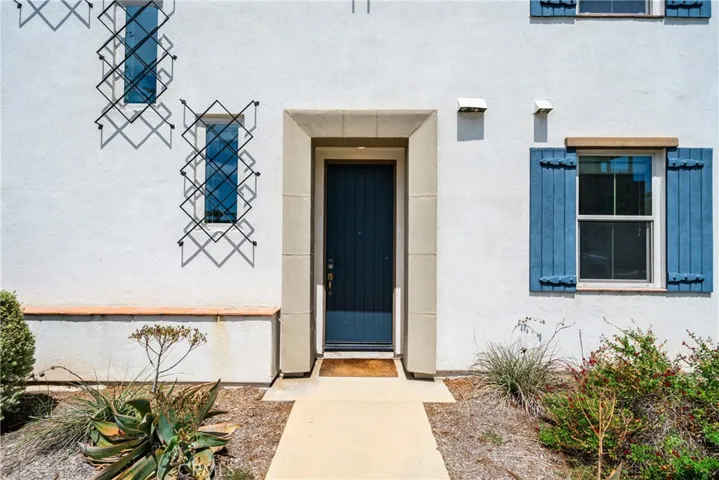159 Newington, Irvine, California 92618