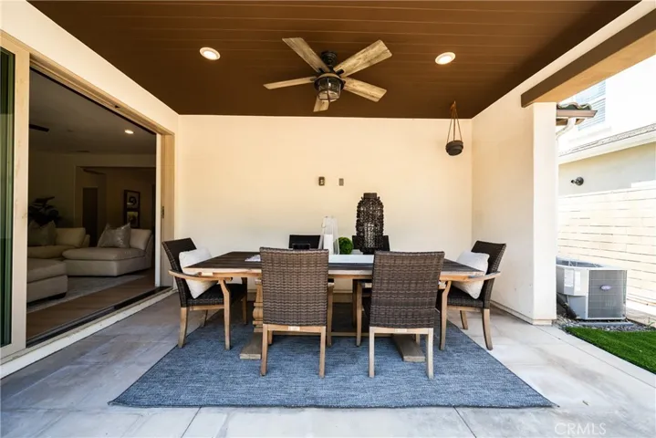 159 Newington, Irvine, California 92618