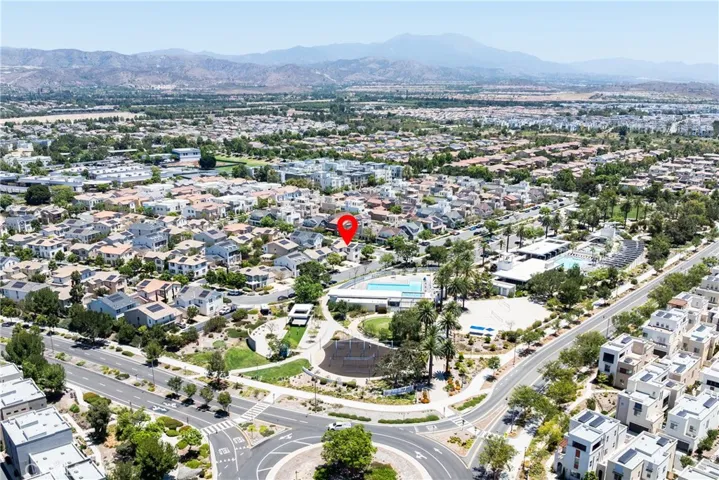 159 Newington, Irvine, California 92618