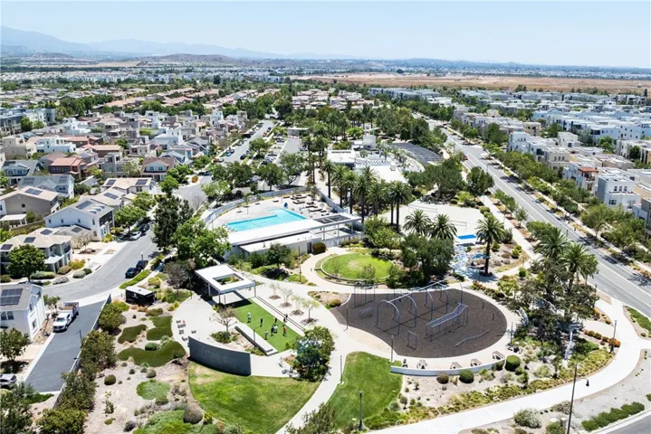 159 Newington, Irvine, California 92618