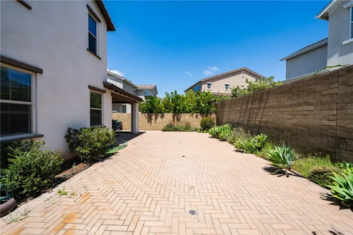 159 Newington, Irvine, California 92618