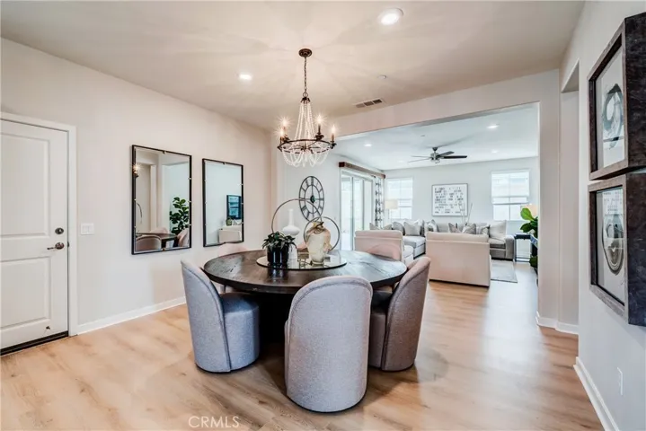 159 Newington, Irvine, California 92618