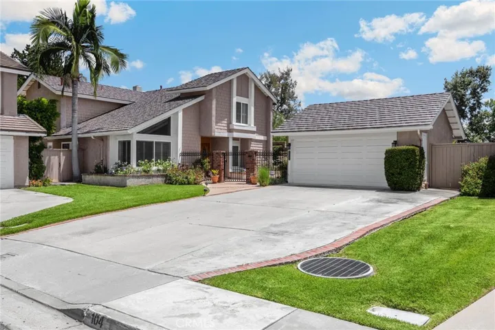 104 Morningflower, Brea, California 92821