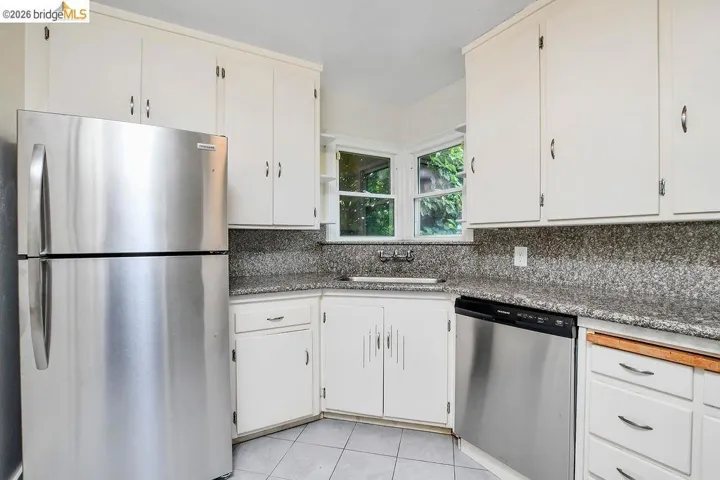 929 31st Street, Richmond, California 94804-1101