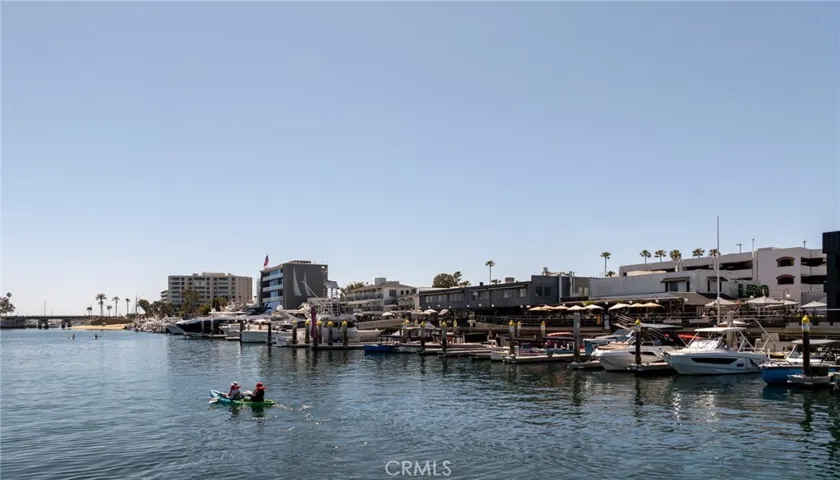 2910 Lafayette Avenue, Newport Beach, California 92663