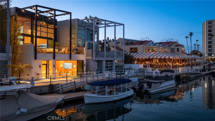 2910 Lafayette Avenue, Newport Beach, California 92663