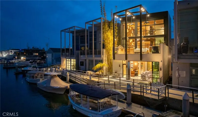 2910 Lafayette Avenue, Newport Beach, California 92663