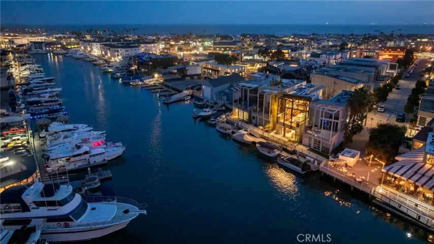 2910 Lafayette Avenue, Newport Beach, California 92663