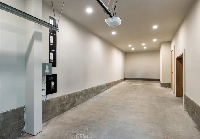 2910 Lafayette Avenue, Newport Beach, California 92663