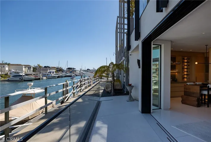 2910 Lafayette Avenue, Newport Beach, California 92663