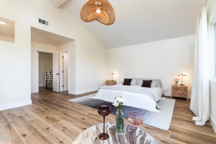 193 West Sidlee35