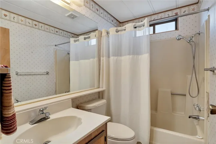 Guest bath