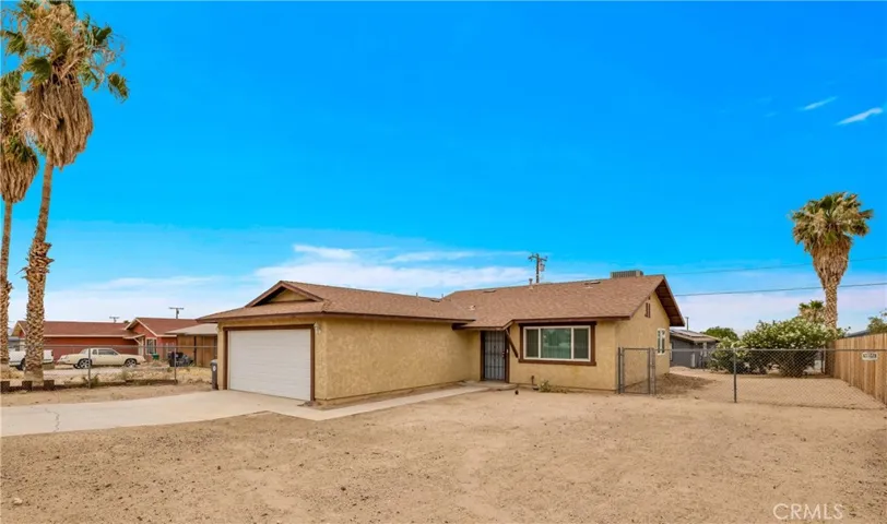 5415 Cahuilla, 29 Palms, California 92277