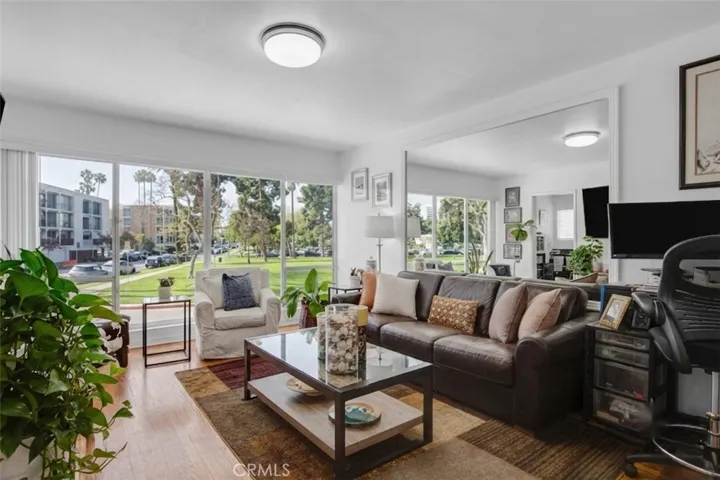 231 Junipero 1, Long Beach, California 90803