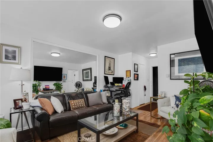 231 Junipero 1, Long Beach, California 90803