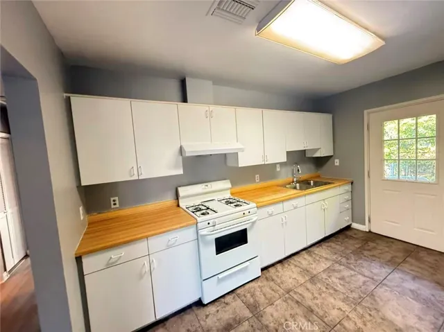 1045 Locust St, Pasadena, California 91006