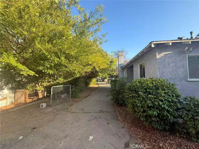 1045 Locust St, Pasadena, California 91006