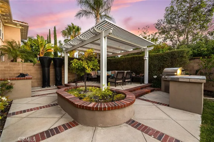 14 Buellton, Irvine, California 92602